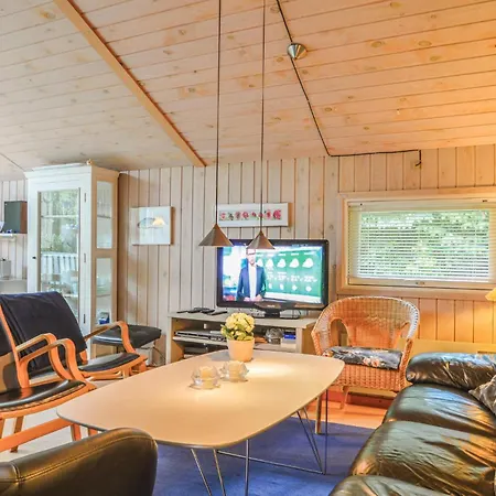 Four-bedroom In Løkken