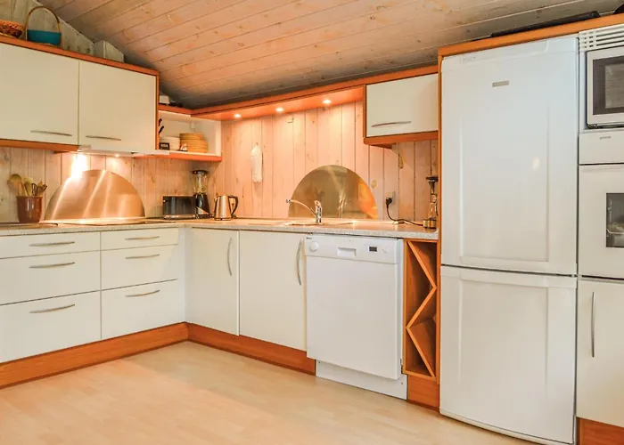 Four-bedroom In Løkken